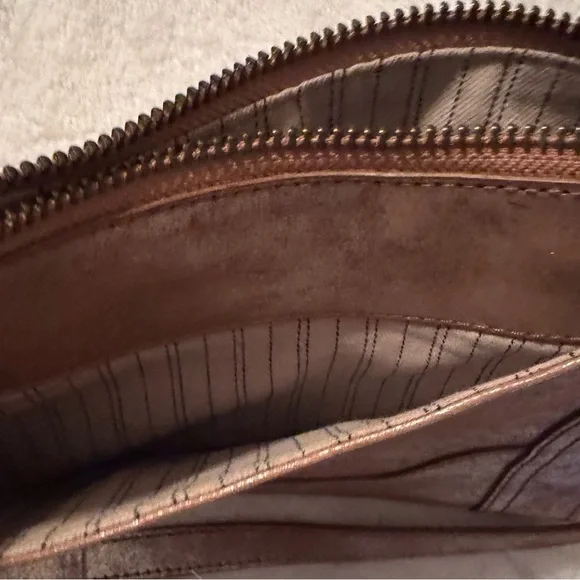 Frye Melissa Zip Crossbody in a Metallic Leather - Picture 14 of 16